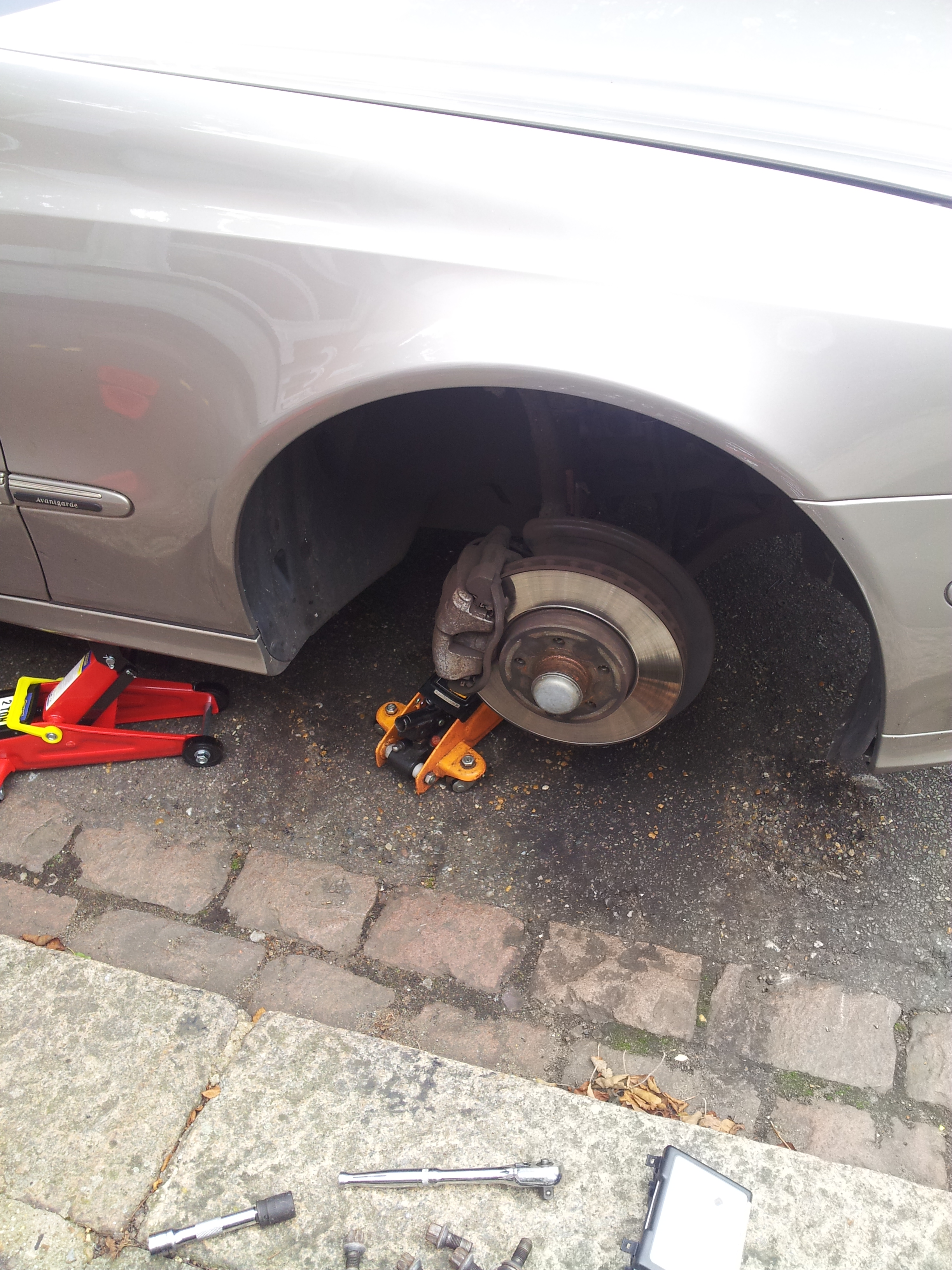 How to change brake pads on a mercedes a class #6